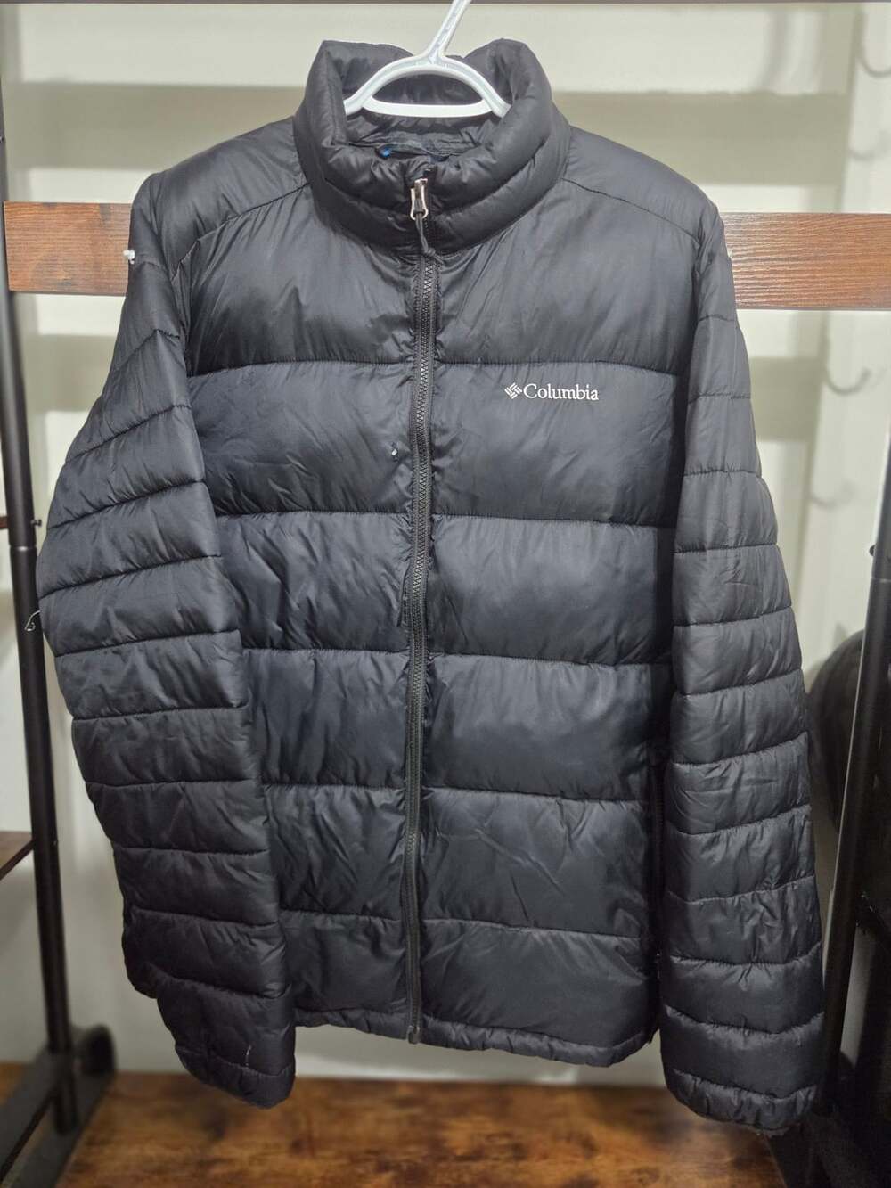 Columbia Puffer Jacket Size L Black